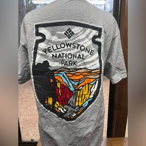 Columbia yellow stone park nature outdoors graphic tee national park hike mens L